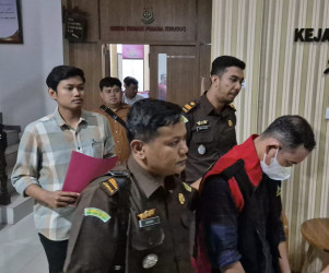 Tersangka Korupsi Pupuk Subsidi, Saidina Distributor Pupuk Besar di Rambah Samo Resmi Ditahan