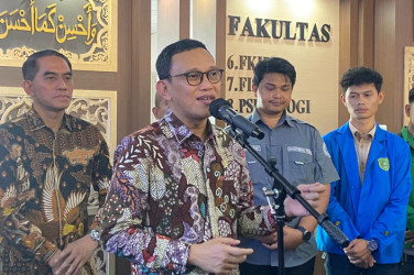 Menteri P2MI Gratiskan Bea Masuk Barang Pekerja Migran Terdaftar
