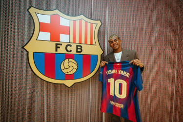 Lamine Yamal Resmi Pakai Nomor Punggung Messi