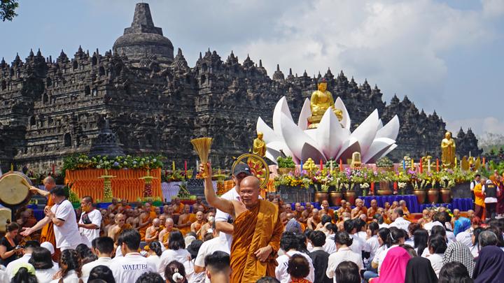 5 Candi Buddha Tertua di Indonesia, Borobudur hingga Sewu