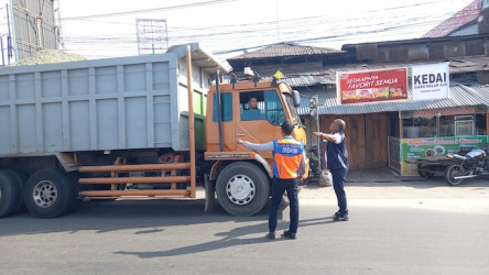 Catat! Ini Daftar Jalan di Pekanbaru yang Dilarang Dilintasi Truk Bak Terbuka dan Angkutan Barang