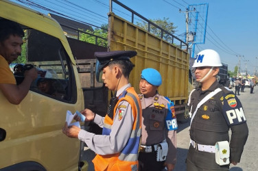 Puluhan Pelanggar Terjaring Operasi Patuh di Jalan Lintas Pekanbaru-Bangkinang