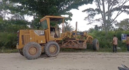 Belum Pernah Tersentuh Aspal, Akhirnya Jalan Uka Ujung Diperbaiki Dinas PUPR Pekanbaru