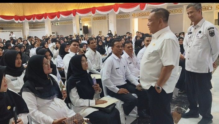 569 PPPK Pemprov Riau Terima SK, Ini Pesan PJ Gubri