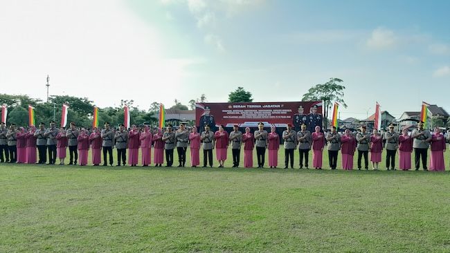 Kapolda Riau Pimpin Sertijab dan Pelantikan Pejabat Utama Polda Riau