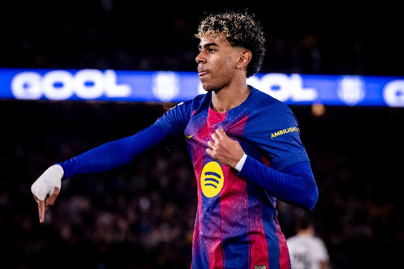 Yamal Cetak Gol Akrobatik, Barcelona Kembali ke Puncak Klasemen