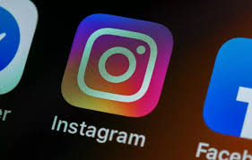 Meta Uji Coba Chatbot AI di Instagram