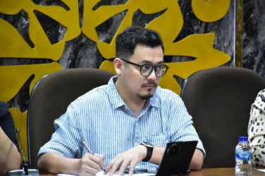 Sampah Menumpuk di Pekanbaru, DPRD Ajak Masyarakat Bersabar dan Bersinergi Minggu, 08 Juni 2025 19:18 WIB